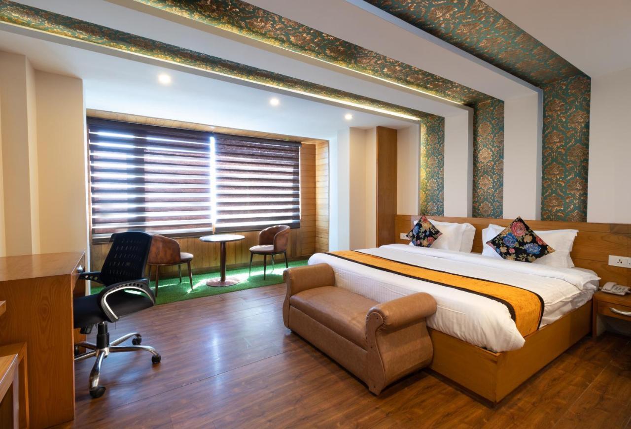 Accord Hotel Mussoorie Exterior photo