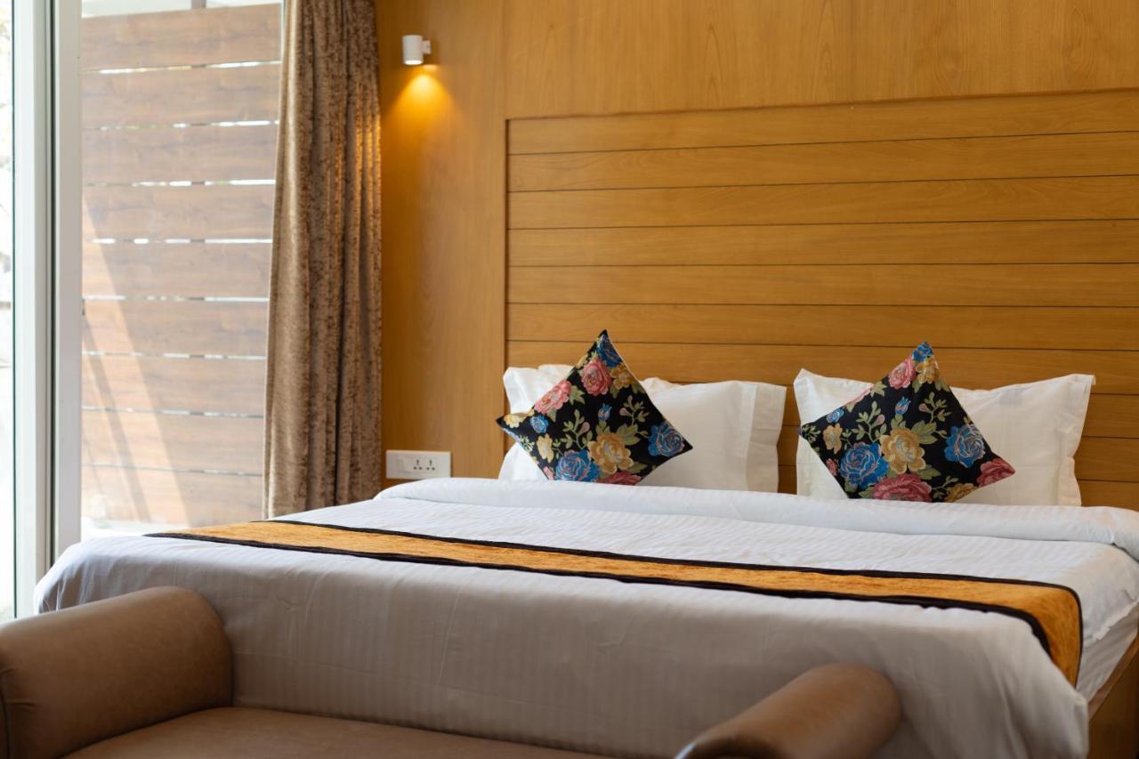Accord Hotel Mussoorie Exterior photo